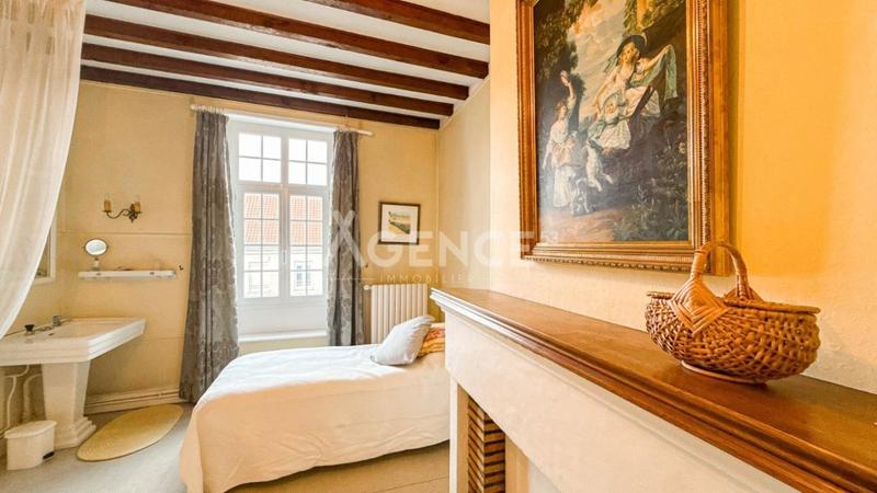 Maison bourgeoise - 352 m² - 9 pièces