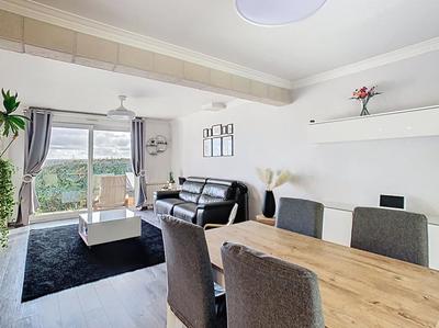 Maison - 133 m² - 7 pièces