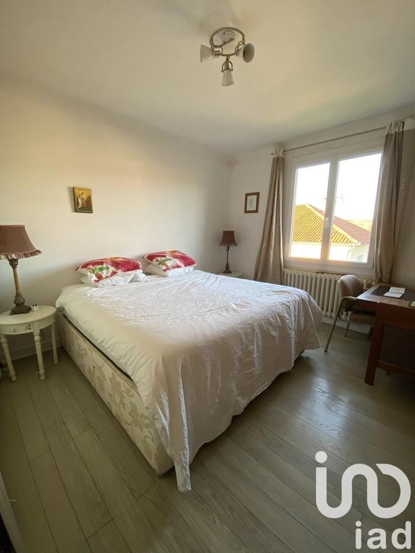 Maison - 186 m² - 8 pièces