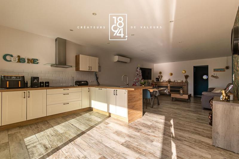 Maison - 90 m² - 4 pièces