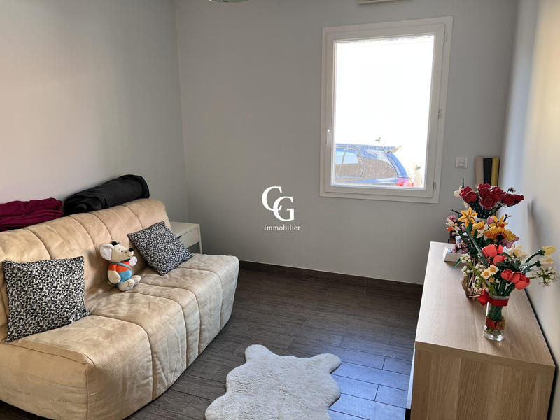 Maison - 93 m² - 4 pièces