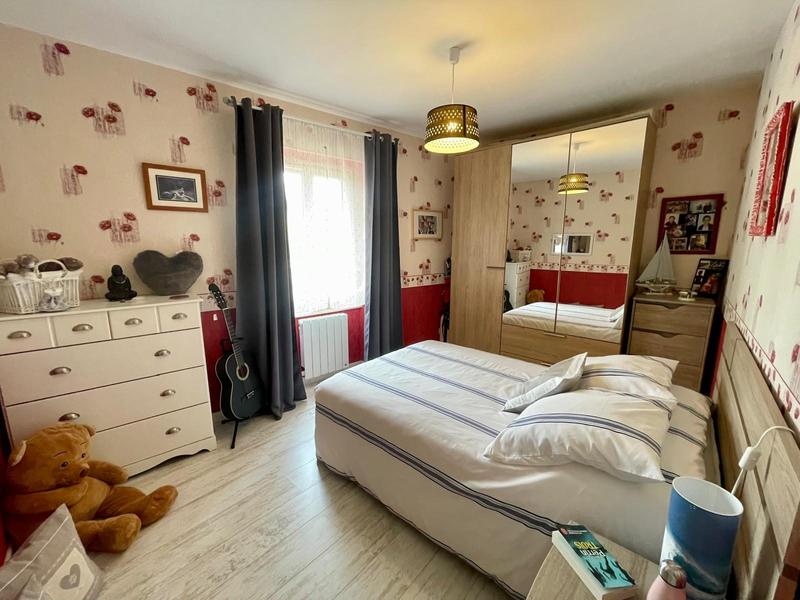 Appartement - 80 m² - 3 pièces