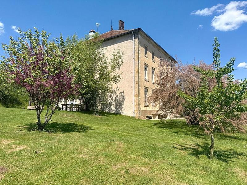 Maison - 282 m² - 8 pièces