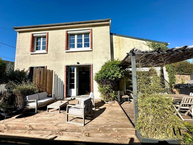 Maison - 111 m² - 5 pièces