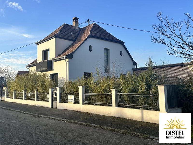 Maison - 150 m² - 8 pièces