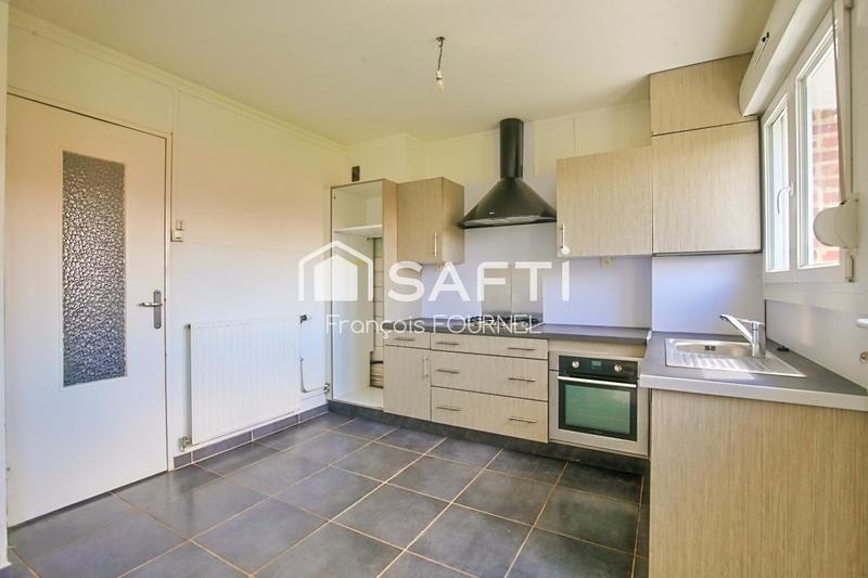 Maison - 75 m² - 5 pièces