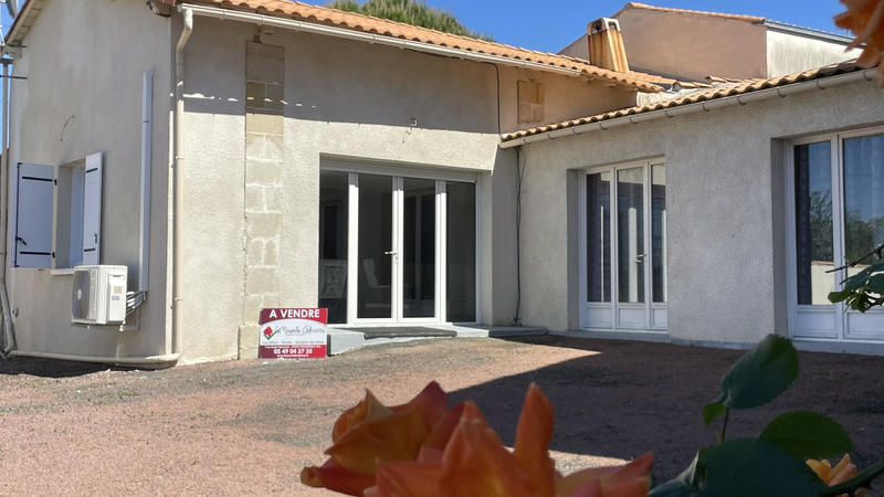 Maison - 95 m² - 4 pièces