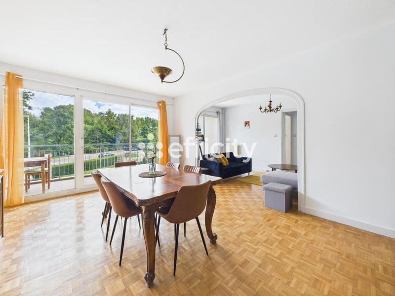 Appartement - 91 m² - 4 pièces