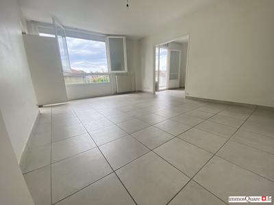 Appartement - 76 m² - 4 pièces