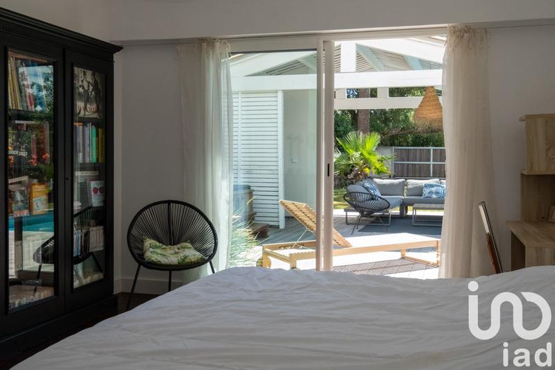 Maison - 205 m² - 6 pièces