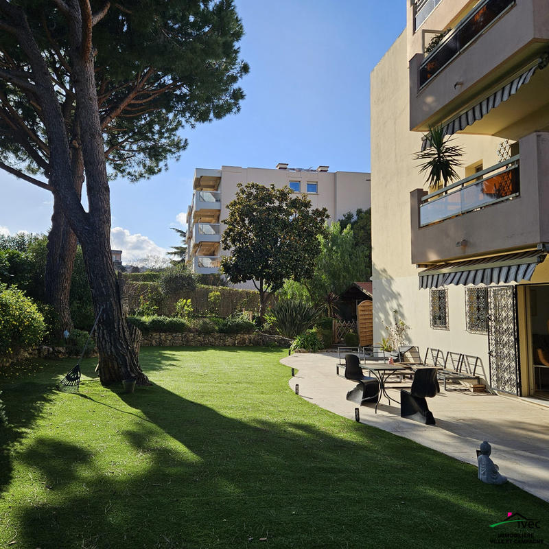 Appartement - 98 m² - 3 pièces