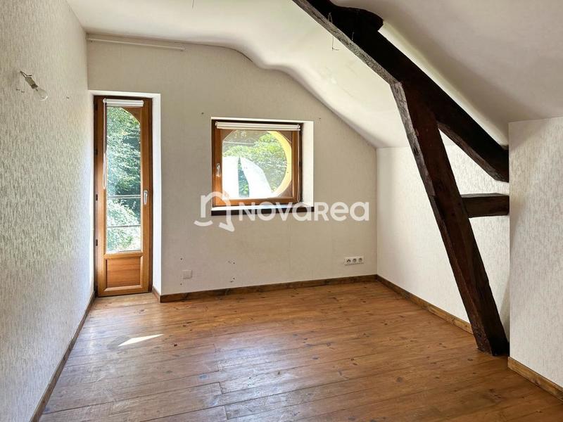 Maison - 93 m² - 4 pièces