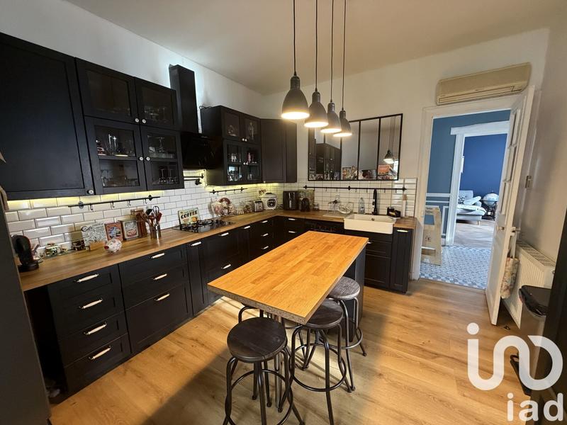 Maison - 178 m² - 8 pièces