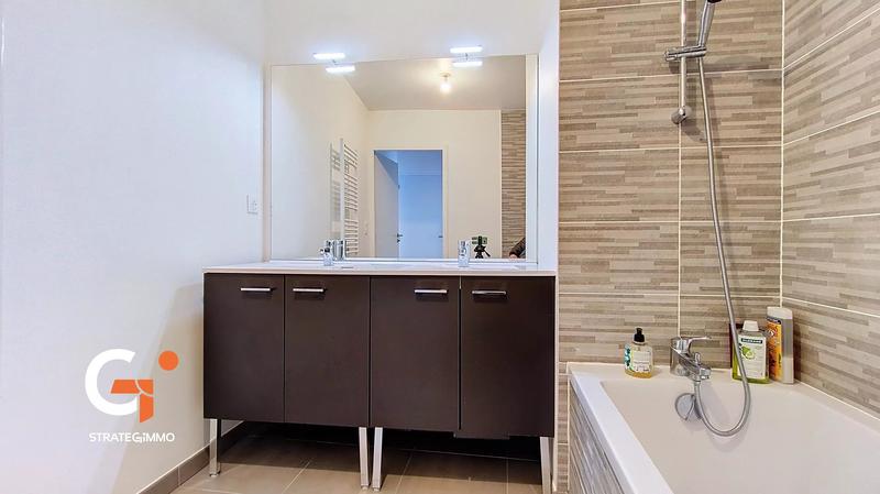 Appartement - 82 m² - 4 pièces