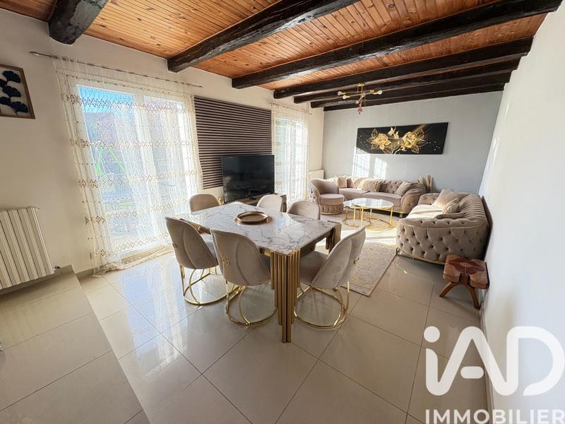 Maison - 201 m² - 6 pièces