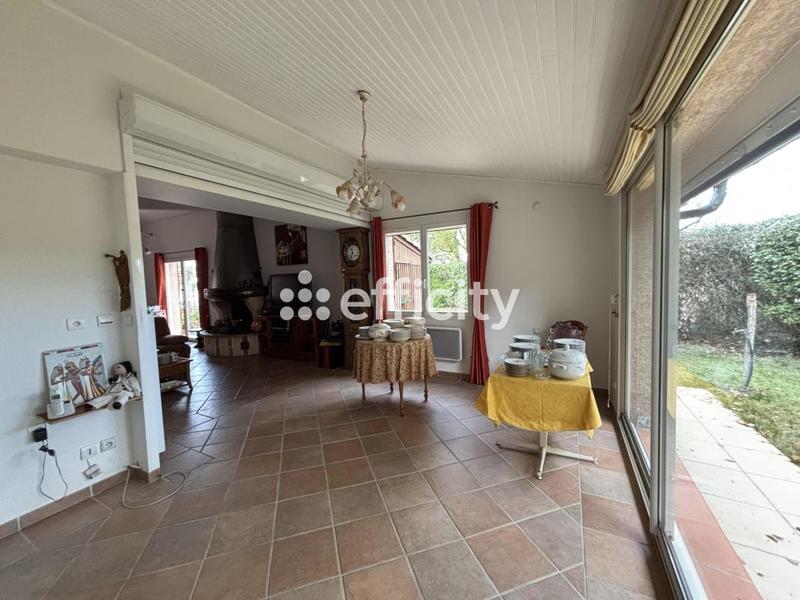 Maison - 184 m² - 5 pièces