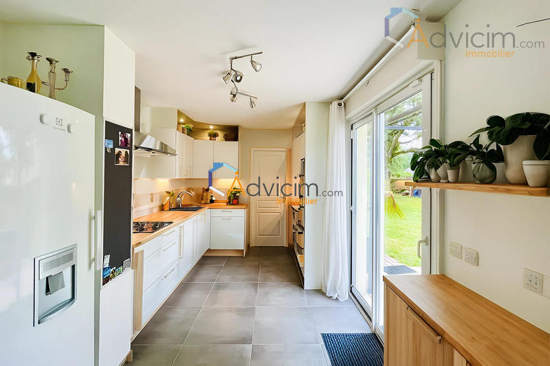 Maison contemporaine - 153 m² - 7 pièces