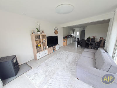 Maison - 87 m² - 4 pièces