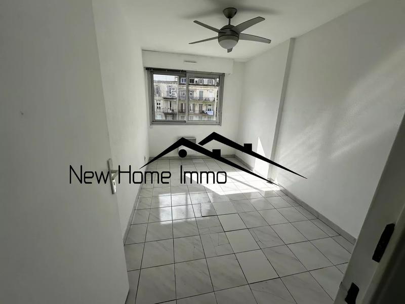 Appartement - 139 m² - 6 pièces