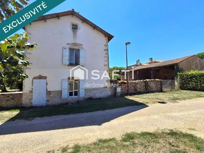 Maison - 218 m² - 5 pièces