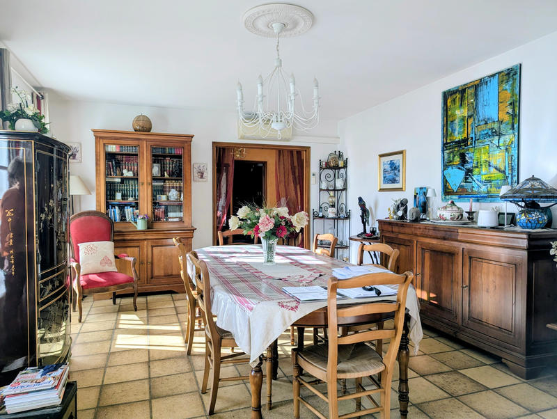 Villa - 105 m² - 5 pièces