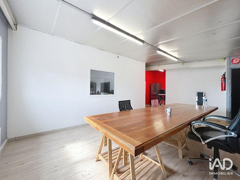 Local commercial - 1 345 m²