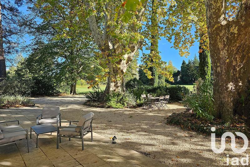 Maison - 210 m² - 7 pièces