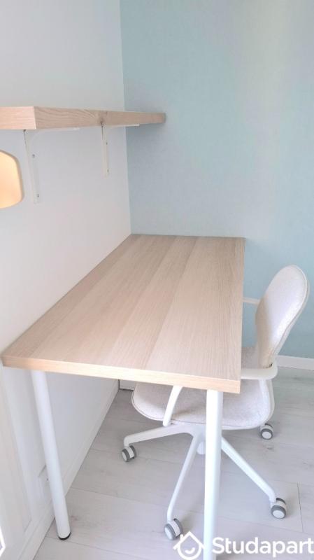 Chambre - 9 m² - 1 pièce