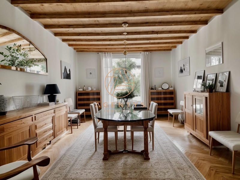 Maison - 249 m² - 10 pièces