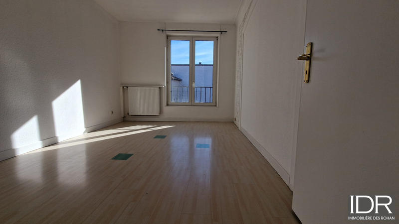 Maison - 104 m² - 4 pièces