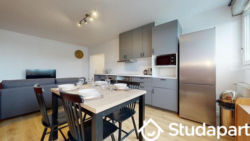 Chambre - 10 m² - 1 pièce