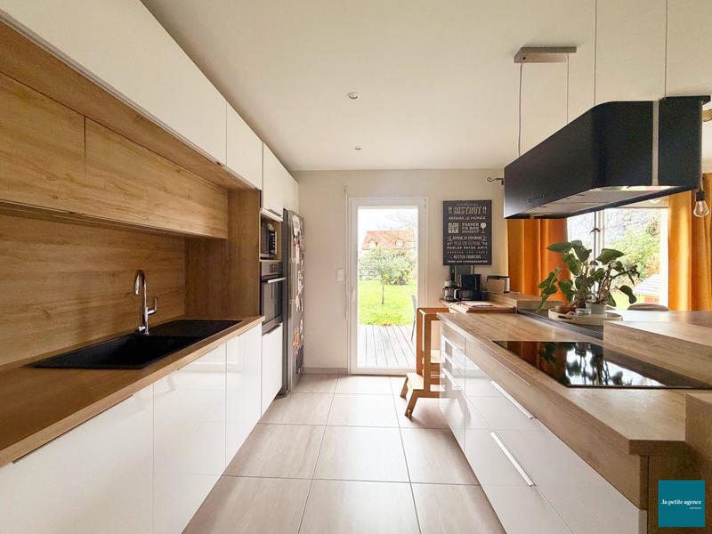 Maison - 134 m² - 6 pièces