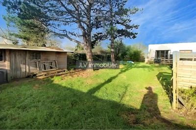 Immeuble - 180 m² - 7 pièces