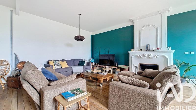 Maison - 262 m² - 7 pièces