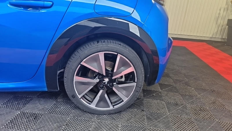 Peugeot 208 Electrique 50 Kwh 136ch Gt