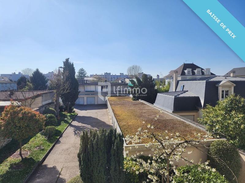 Appartement - 94 m² - 5 pièces