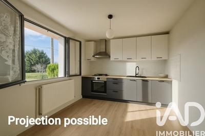 Maison - 194 m² - 9 pièces