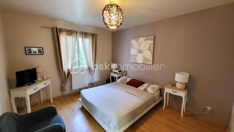 Maison traditionnelle - 120 m² - 5 pièces