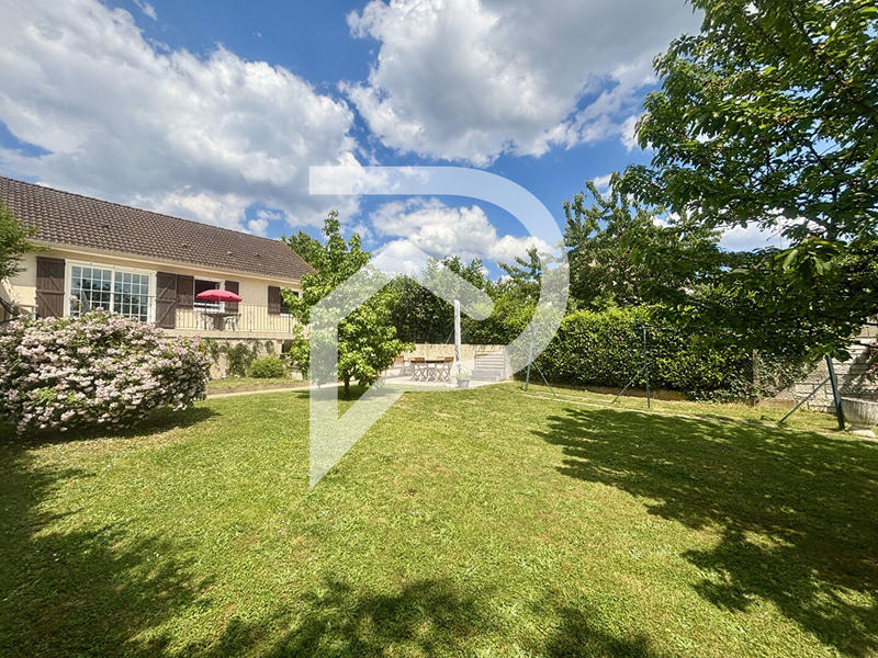 Maison - 87 m² - 5 pièces