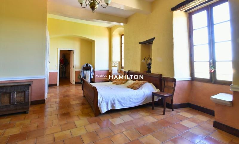 Demeure - 430 m² - 10 pièces