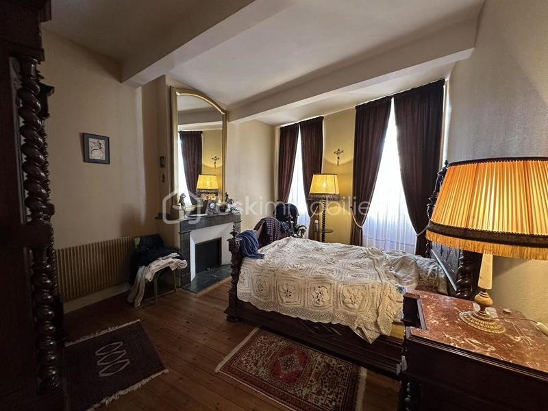 Maison de ville - 200 m² - 7 pièces