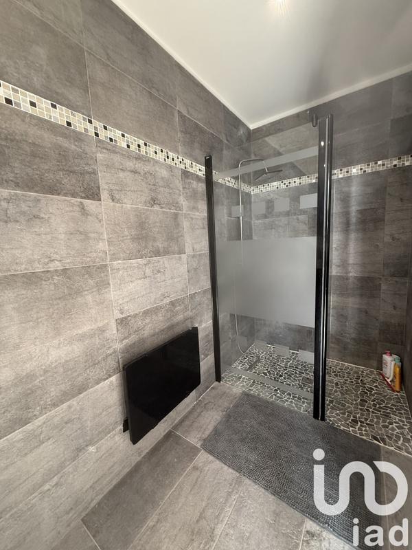 Maison - 320 m² - 9 pièces