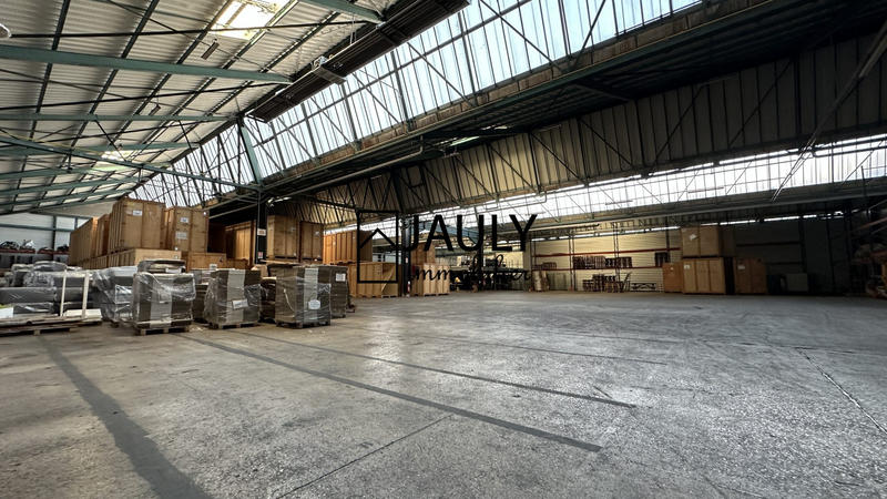 Entrepôt - 5 520 m²