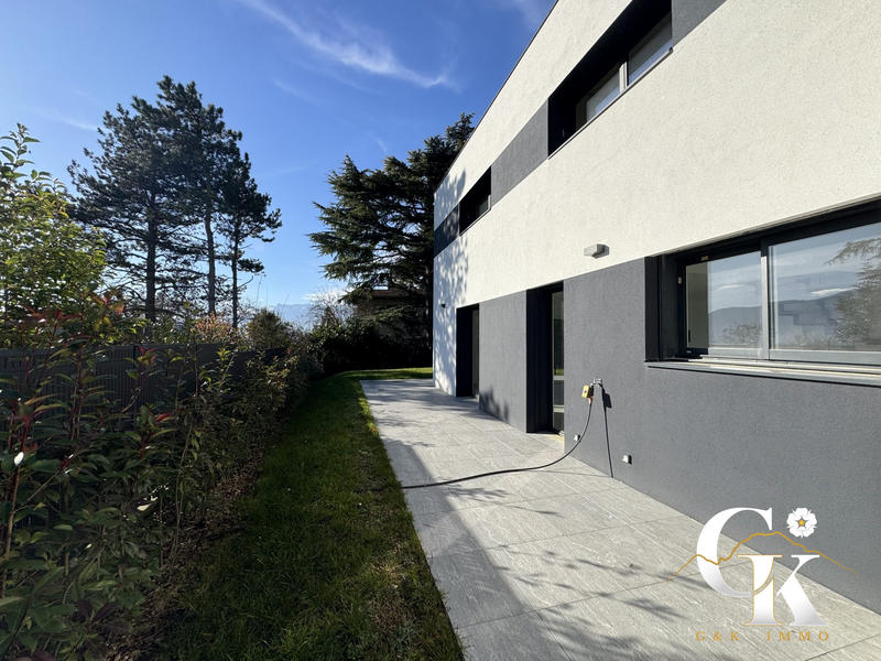 Maison contemporaine - 141 m² - 5 pièces