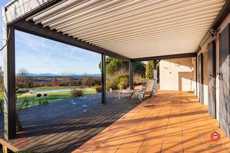 Propriété - 195 m² - 7 pièces