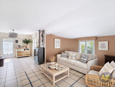 Maison - 98 m² - 4 pièces