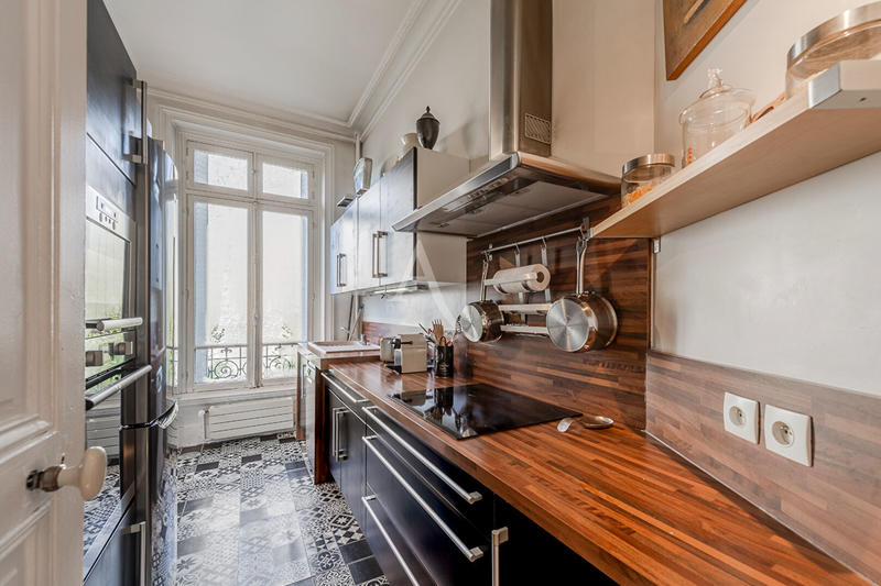 Appartement - 80 m² - 3 pièces