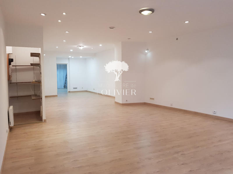 Local commercial - 90 m²