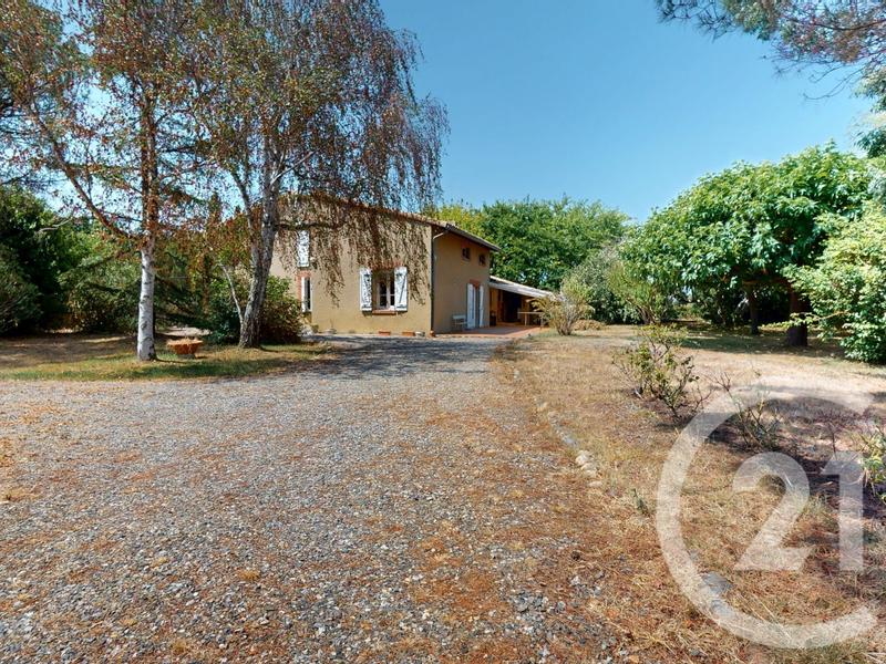 Maison - 267 m² - 6 pièces