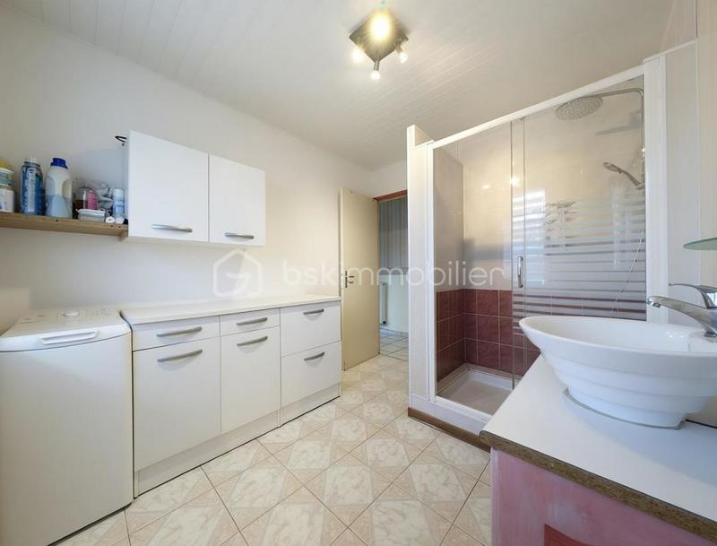 Maison - 138 m² - 7 pièces